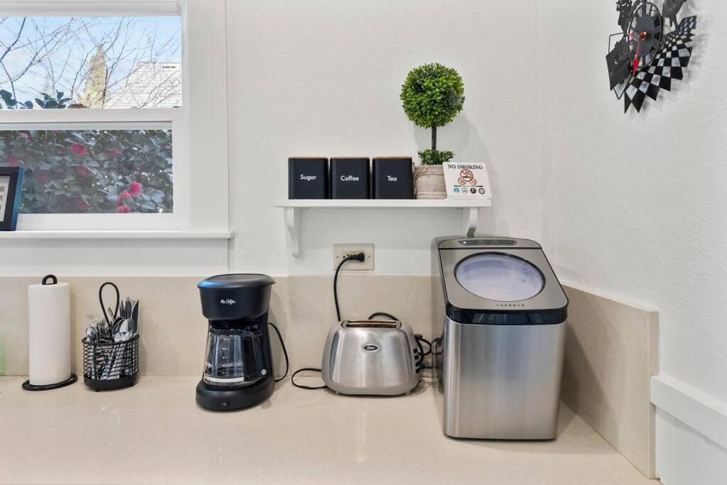 Downtown Napa Hot Tub Retreat - 3 Bed L 2 Bath Villa Eksteriør bilde